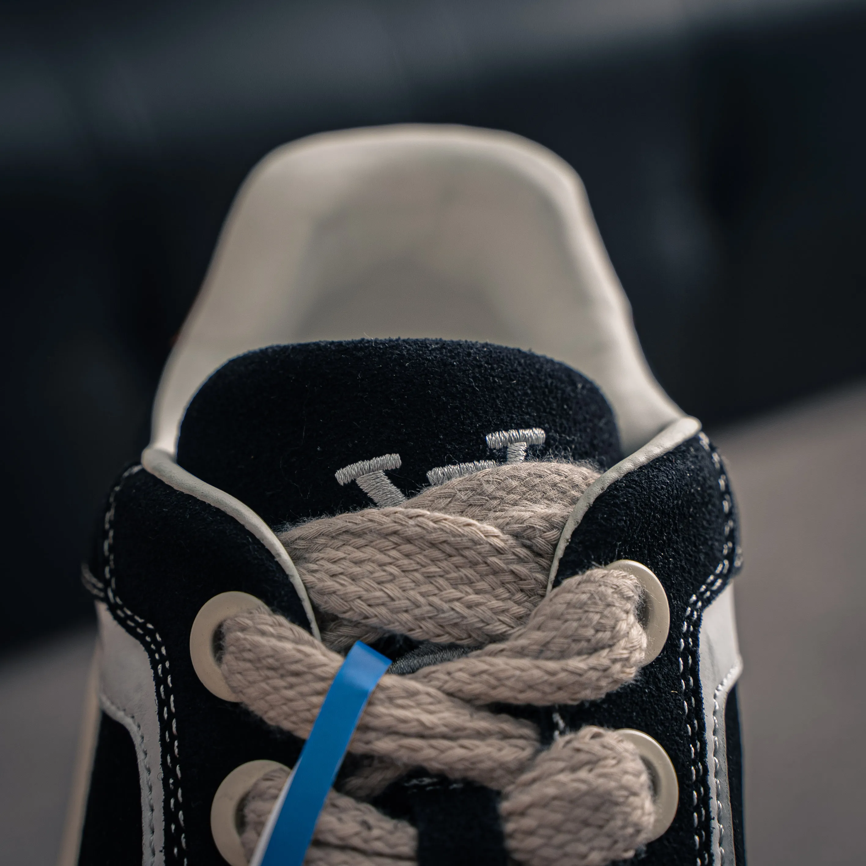 # LV LOUIS VUITTON Tilted Low Sneakers Series Low-Top Retro Versatile Skate Shoes 2026 Skate Shoes Shoes